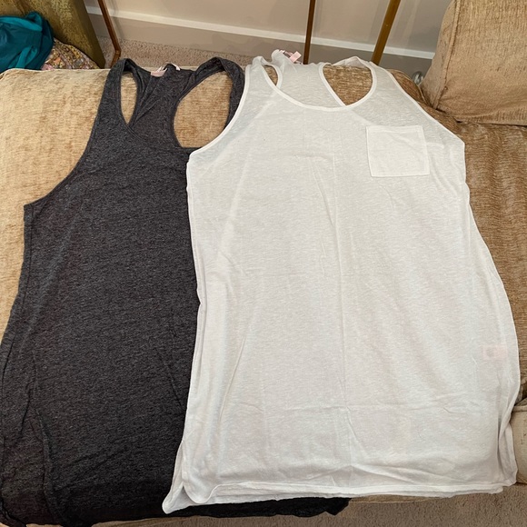 New Victoria’s Secret Cover-Ups (Lot of 5; Med) - Picture 6 of 8